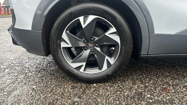 CUPRA Tavascan 210kW V1 77kWh 5dr Auto Electric Estate